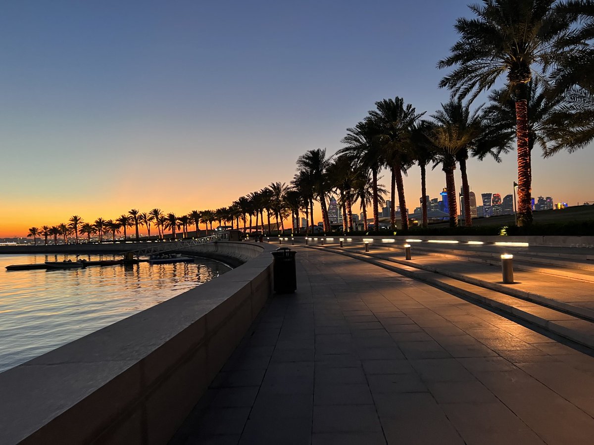 Melaaaaaaaaaa's tweet photo. Doha 💙 #thalassophile #doha #qatar #year2023april https://t.co/cn3qofGoEG