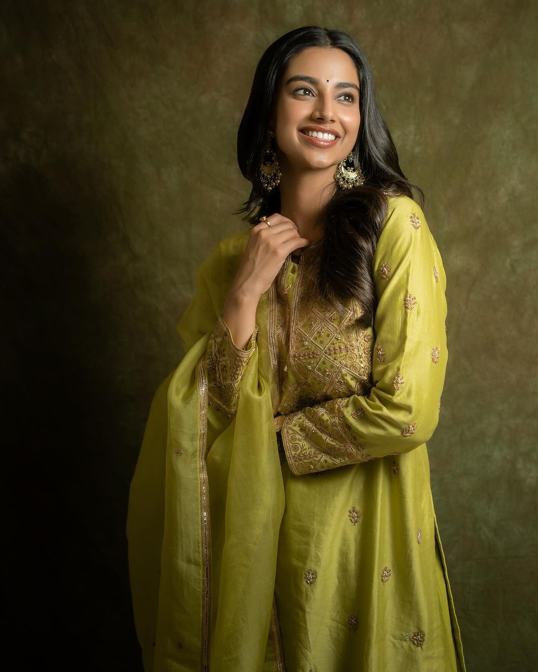 Gdnm9nfXQAAHhCa?format=jpg&name=large