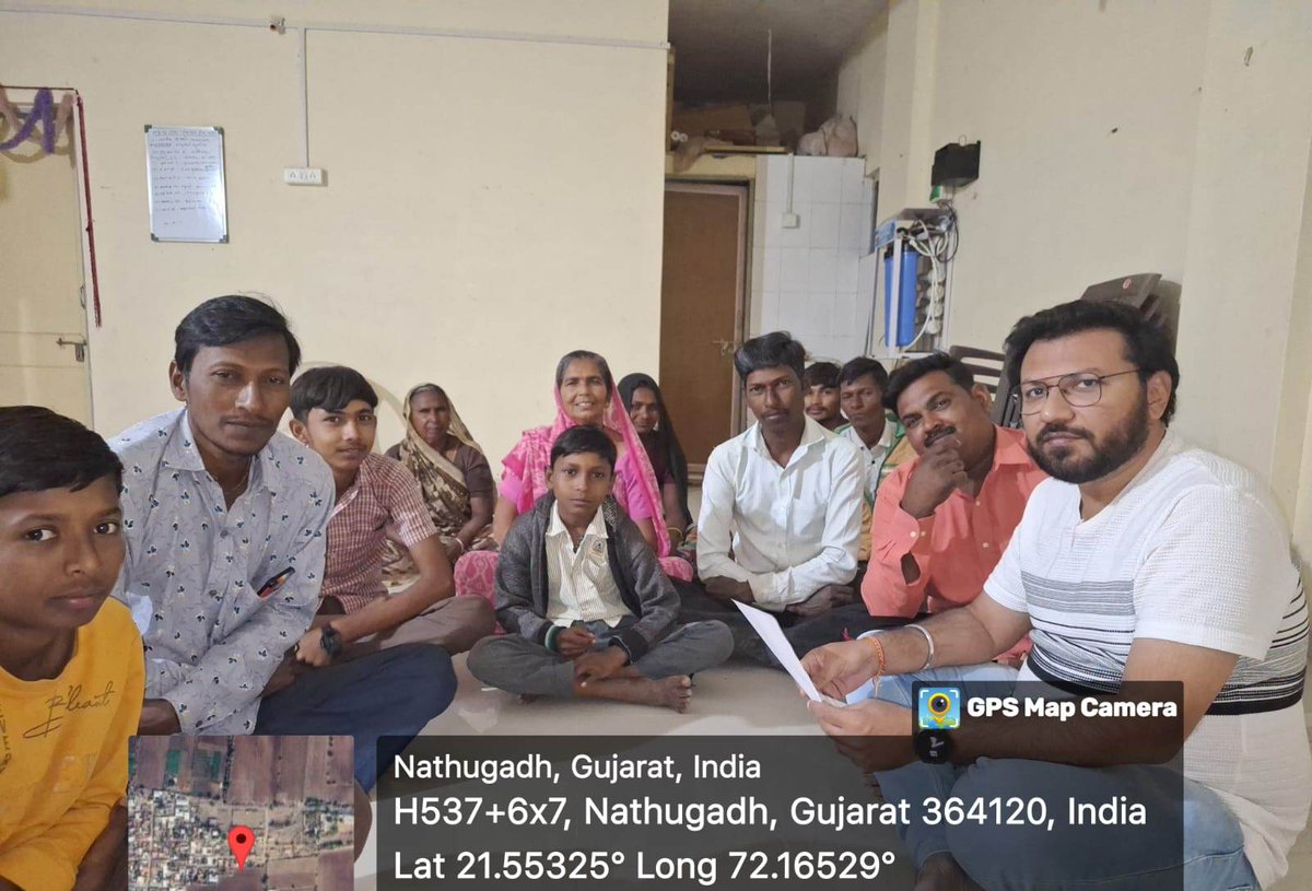 TDOGHOGHA07's tweet photo. ઘોઘા તાલુકા ના વિવિધ ગામે हमारा शौचालय : हमारा सम्मान થીમ   નથુગઠ ગામે ગ્રામસભાનું આયોજન #ToiletsForDignity #MyToiletMyPride #NirmalGujaratSwasthGujarat
@SwachhBharat@CMOGujarat
@SBMR_Gujarat@MoJSDDWS
@DrdaBhavna83518 @BhavnagarDdo https://t.co/VtSQWINaHJ