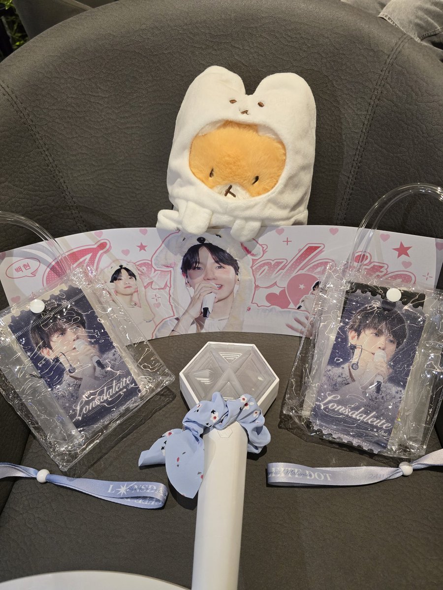 HuiPeng_Do's tweet photo. Thanks @bbh_luz for the freebies!!😍 https://t.co/5hmr4oZeRY
