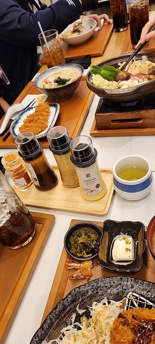 Plutowhale18's tweet image. กินข้าวกับครอบครัว #Lucenes #Lucene