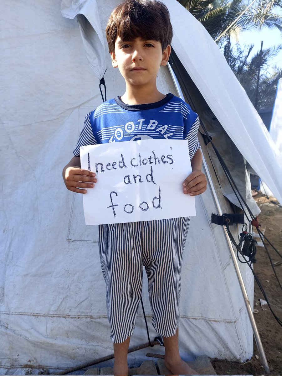 namer6549's tweet photo. Stop for a moment and look at our situation. It is very difficult. The tent is cold and full of rainwater. There is no food and my children are hungry. 💔 https://t.co/l5pbUAVBnV https://t.co/apJsJquce0