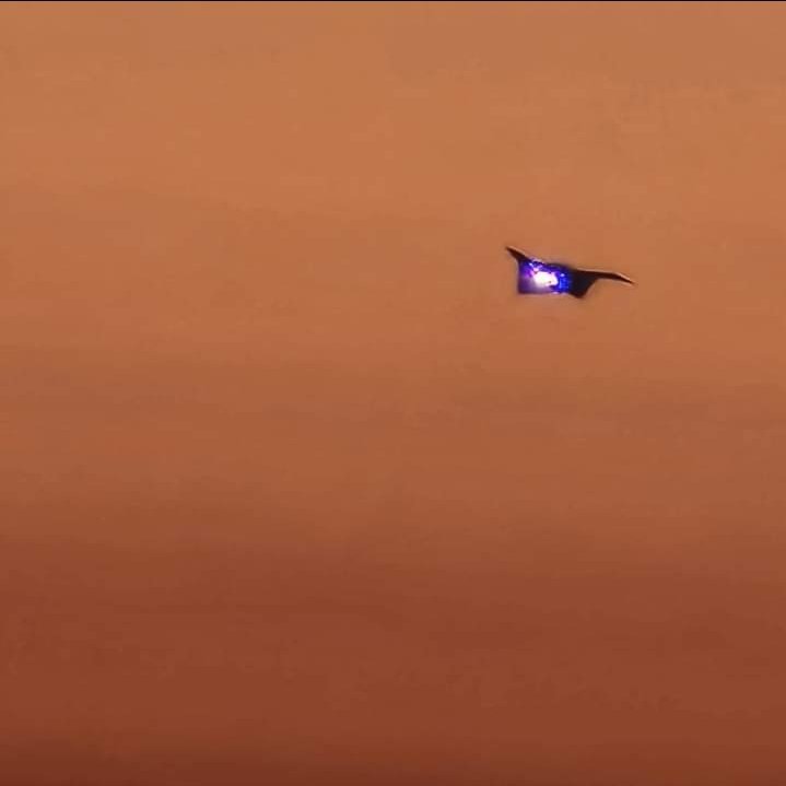 YeahYeah588's tweet photo. @joerogan #UFOSightings 
Someone's mum just posted this ufo in Margate kent uk 😮 https://t.co/q5jcZbqjKU