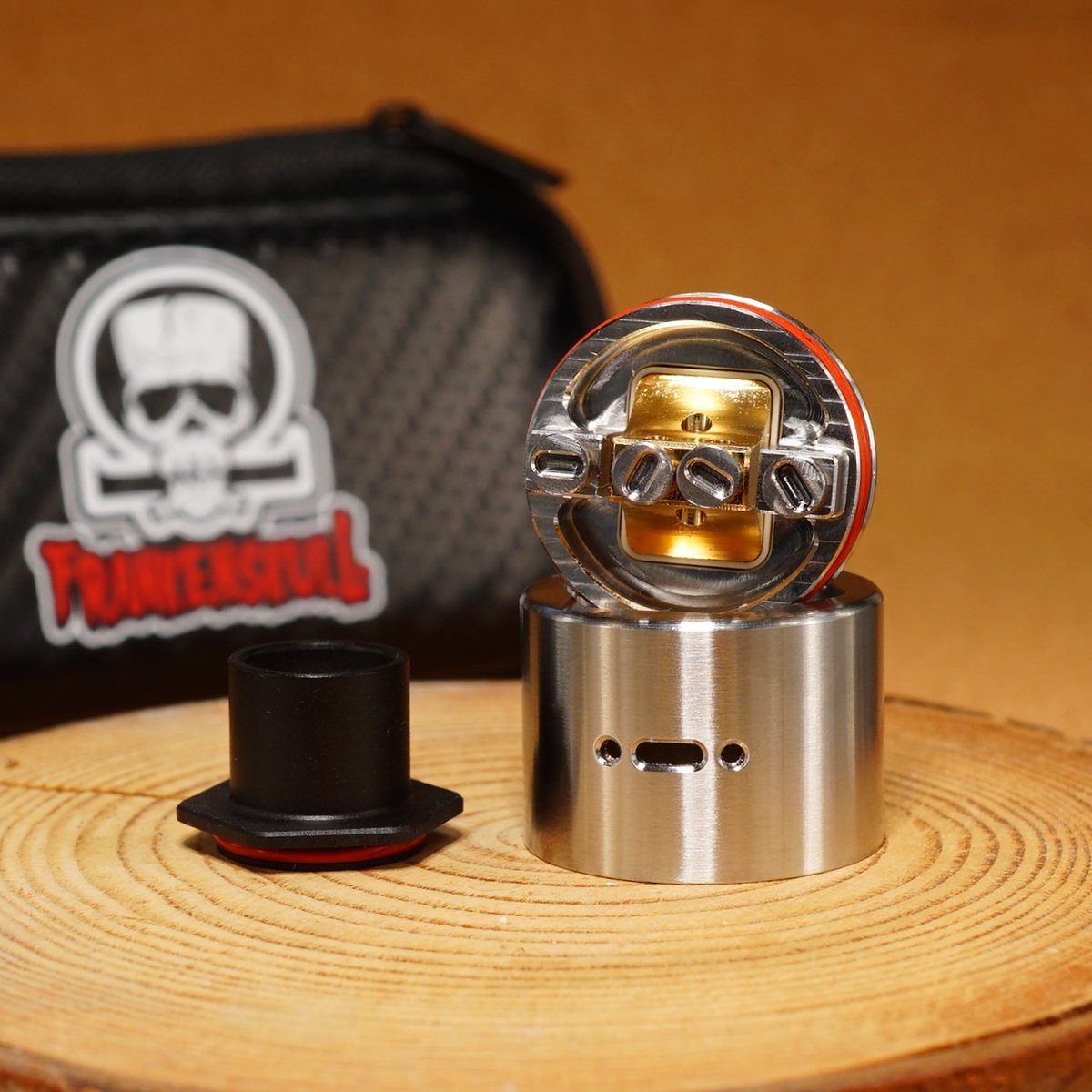 VAlphaline's tweet photo. FrankenSkull｜HiVo NeBo RDA - BF 入荷。国内外で入手困難の激レアアイテム。コンデションは使用感もほとんど気にならない新品同様の極上程度となりますので、是非この機会をお見逃しなく！DM大歓迎 #FrankenSkull #HiVoNeBo #RDA #BF #22mm #HighEnd #Vape #vape好きな人と繋がりたい #vape放出 https://t.co/pYK0LtbHFX