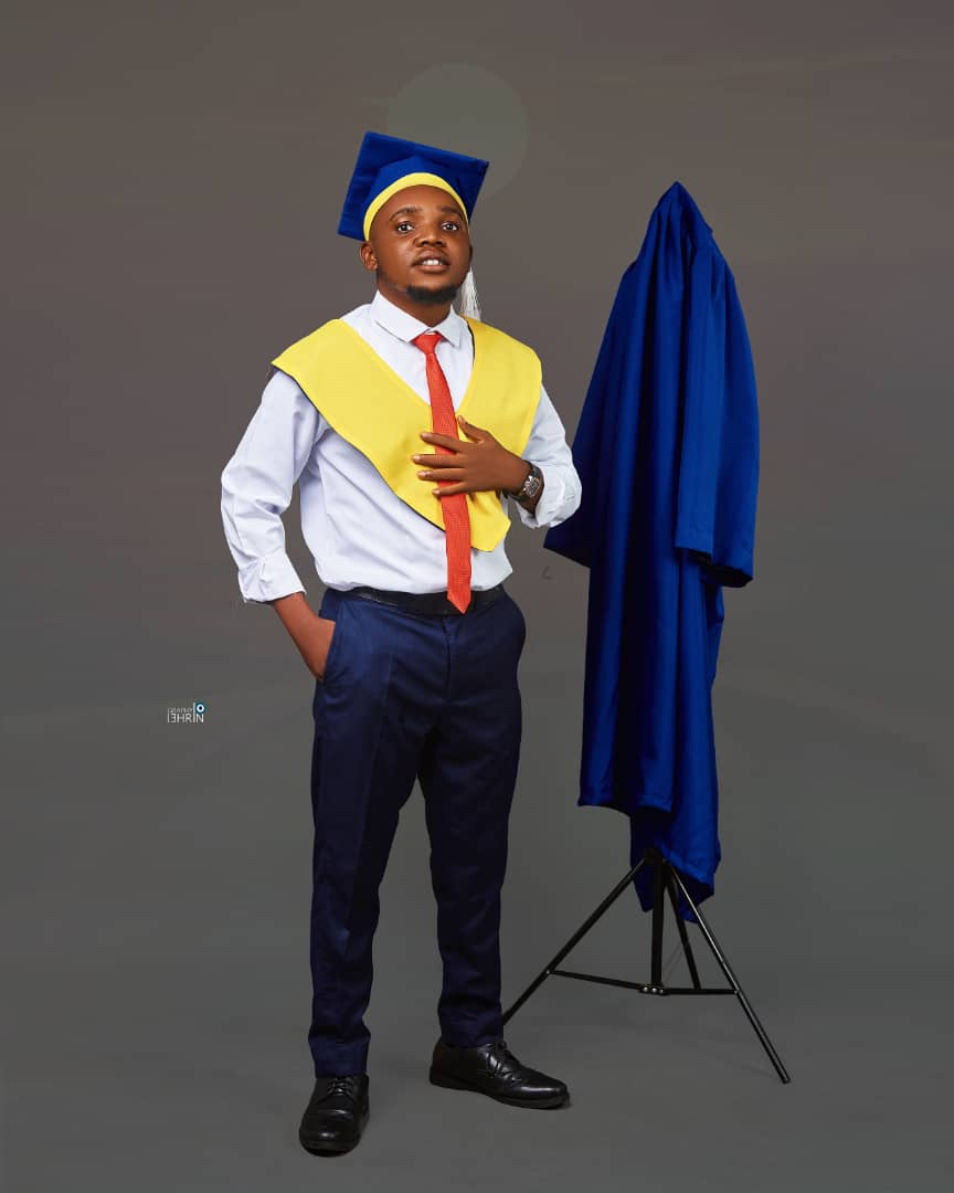 Futa_redcrosS's tweet image. Red oo. Meet our latest Class 22 graduates.
Warmest congratulations on your convocation! May God bless you with wisdom, strength, and courage as you continue to serve humanity.
May God guide and bless you, now and always. Amen.
#RedCross #Statesmen #Class22 #Congratulations