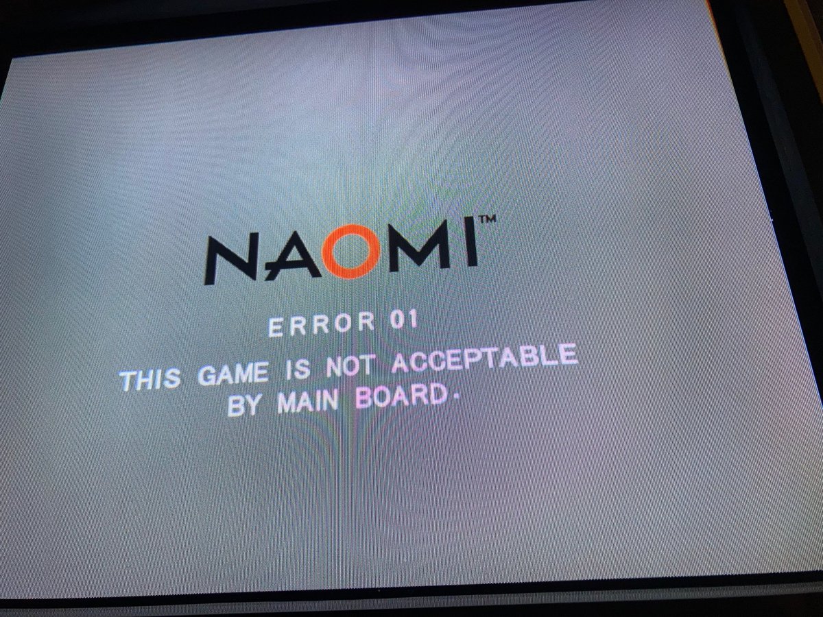 RepArcade's tweet photo. 1/2
#Réparation #Arcade
Un grand classique avec les cartouches #Sega #Naomi:
Erreur 01 et plusieurs ROM Bad au self test. C'est bien souvent le signe d'une panne de level shifter.
Sur Naomi, ce composant permet d'utiliser 2 tensions électriques différentes au sein d'un même bus. https://t.co/UpLG8cnoig