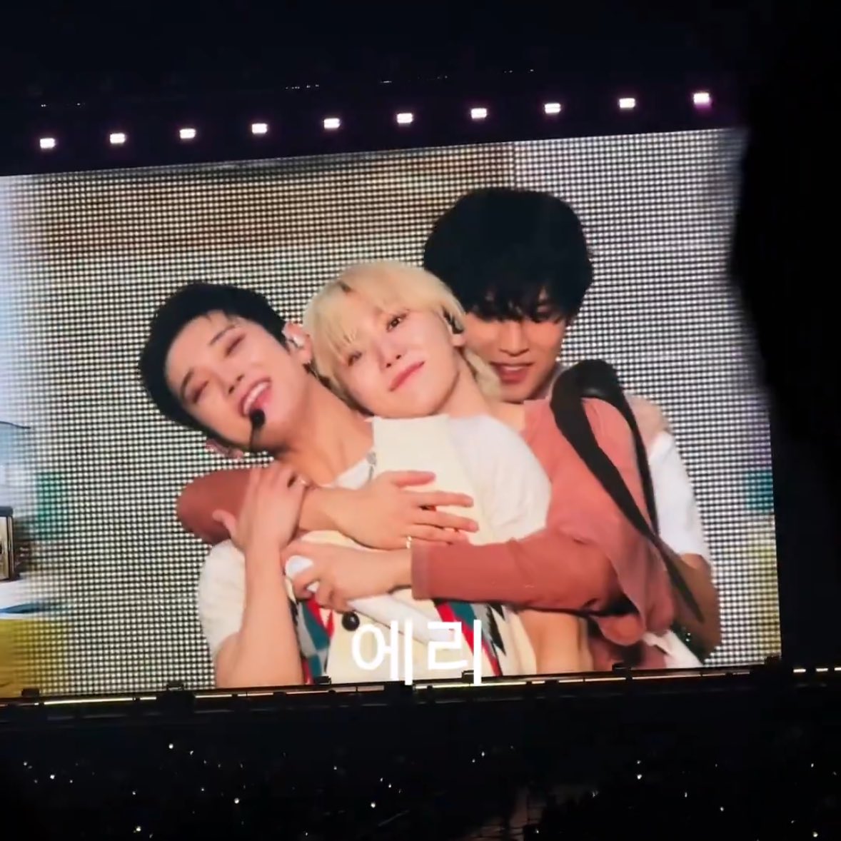 BO0S2_'s tweet photo. 당도두배 https://t.co/Fqkpx4t6rQ