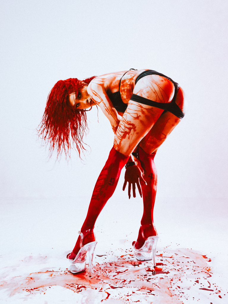 Blood Dancer ver.2
模特：THEASIANTHUG