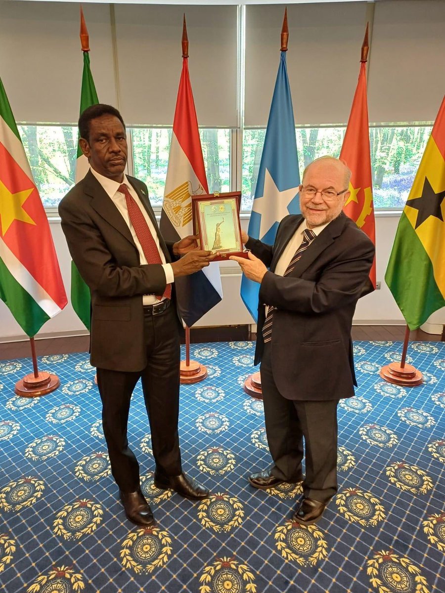 SONNALIVE's tweet photo. During his official visit, the Minister of Internal Security, @Senfartaag, visited the Vlatacom Institute in Belgrade to explore potential collaborations in security and development, underscoring Somalia’s commitment to global partnerships. https://t.co/R2MUyE5Va8