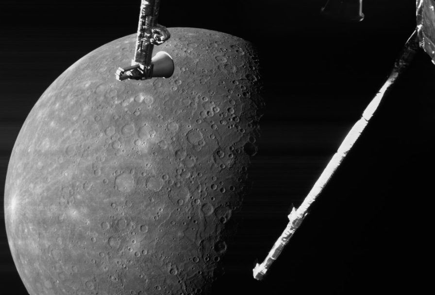 AstrospaceI's tweet photo. Domani la missione @BepiColombo effettuerà il suo quinto #sorvolo di #Mercurio, il penultimo flyby planetario della missione. Questo passaggio permetterà anche di raccogliere nuovi e importanti dati sul pianeta.
https://t.co/7iXvjfK8mQ https://t.co/I9EbEFHErT