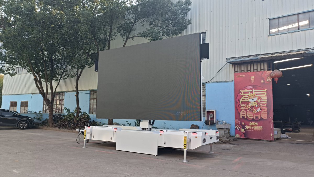 Wendy15409507's tweet image. 16sqm new client customized mobile LED trailers,bright white color,with high brightness High refresh led screen,take you an different visual enjoyment.
 #LEDTrailers EventTech #OutdoorAdvertising #leddisplay #LiveEvent #Digitaladvertising  #mobilescreen#AudioVisual #LEDVideoWalls