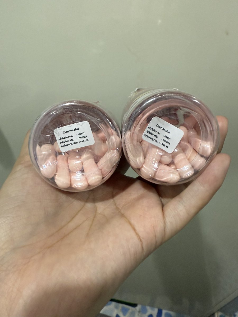 2hand12feb's tweet image. ( New )
ส่งต่อค่ะ กินไม่ทัน
199 (from 350) 
🚛พร้อมโอนส่งฟรีค่ะ
.
#cidermeplus #pfer
#bemingbkk #ส่งต่อเสื้อผ้า #ส่งต่อเสื้อผ้ามือสอง #เสื้อผ้ามือสองสภาพดี #cintageshop #ส่งต่อcintageshop #stylistshop #ส่งต่อstylistshop #beming #ส่งต่อbeming