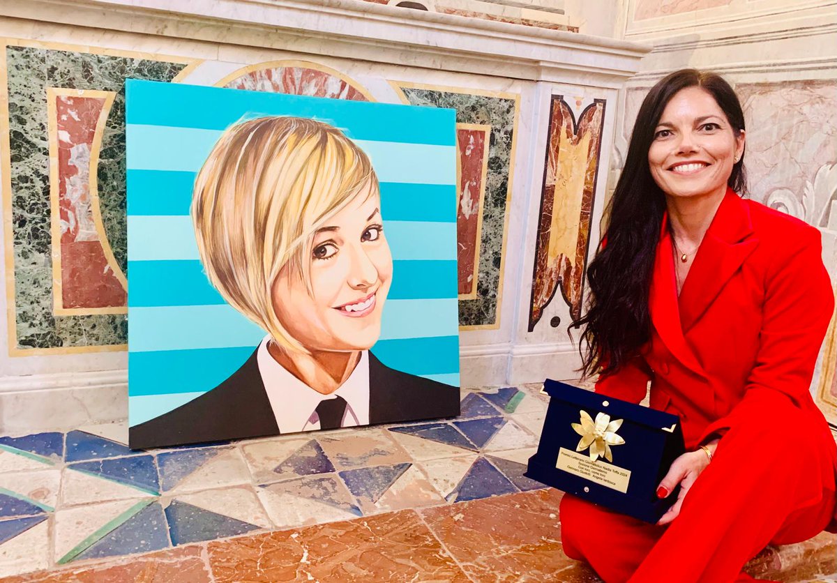 AngelaIantosca's tweet photo. Premio Giornalistico Letterario - Sezione Giornalismo Nadia Toffa a Con Loro Come Loro (Paoline)

Questa mattina la premiazione a Palermo! 

Grazie alle Paoline 
Grazie a Gennaro Giudetti 
Grazie a Suor Fernanda 
Grazie al premio e agli amici presenti https://t.co/E7TTHsjHp0