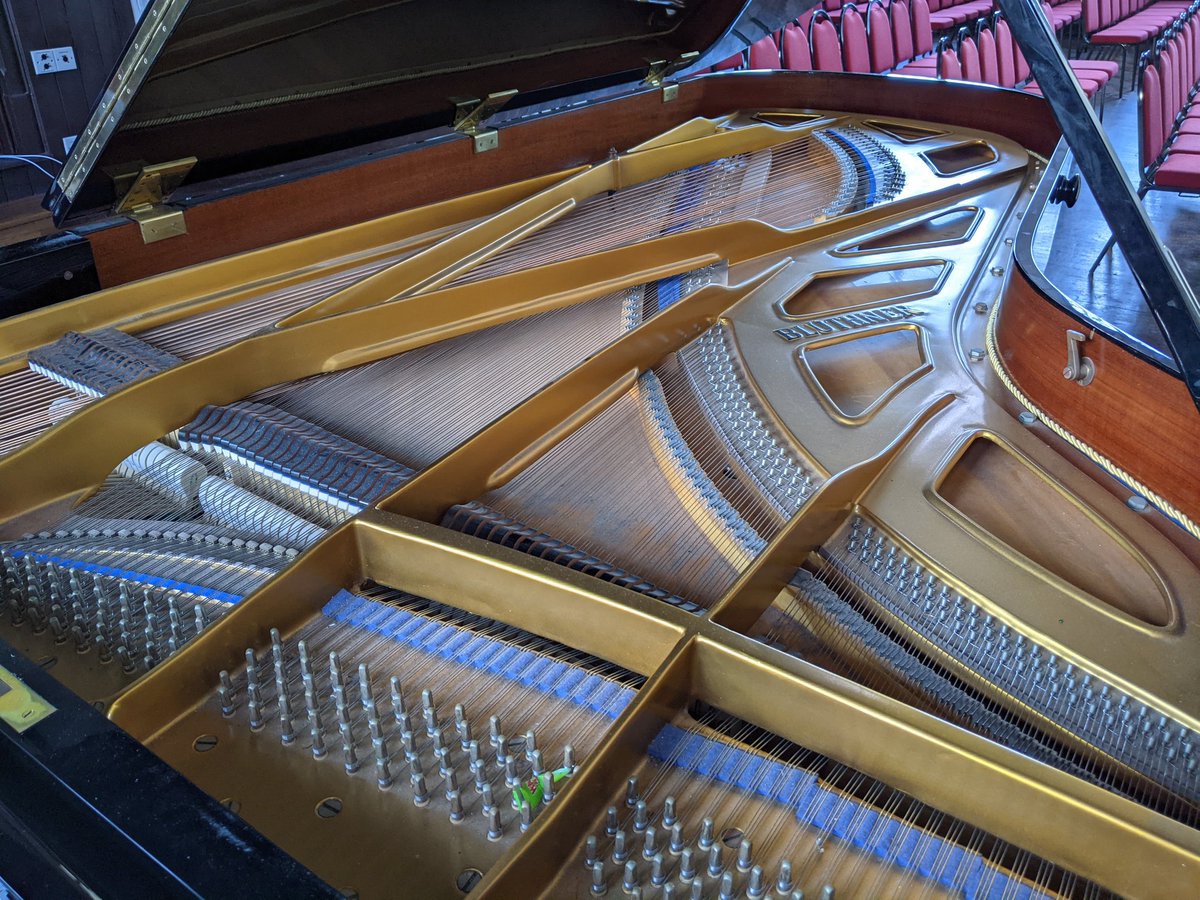 pianotunermjr's tweet image. 🎵 🎶 🎹 Playing the Bluthner Grand Piano dating from 1989 after tuning at Wolverhampton Grammar School 🎵 🎶 🎹 
 
matthewjamesrichards.co.uk

#pianotuners 
#bluthner #grandpiano #music #wolverhampton #piano #pianist #pianotuner #pianotuning #Mendelssohn #school