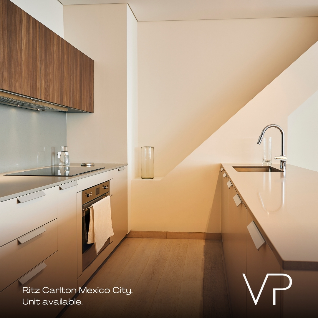 vive_polanco's tweet photo. 🏡 El acceso exclusivo a Ritz-Carlton Residences lo tiene Vive Polanco 🏡
Si buscas el máximo lujo en Ciudad de México, este es tu hogar. Vive Polanco tiene la llave a este exclusivo departamento, donde cada detalle refleja elegancia.
Agenda tu visita #VivePolanco https://t.co/fTSuQbgWYn