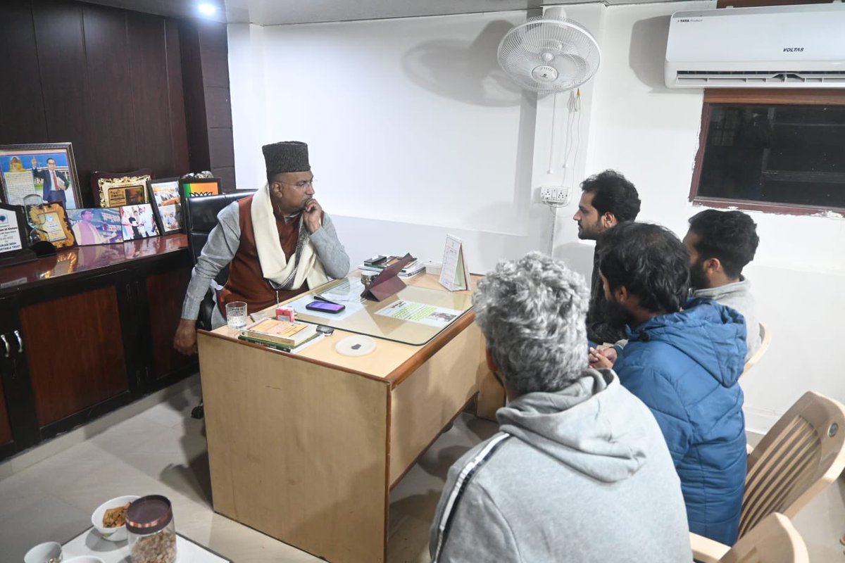 GulamAliKhatana's tweet photo. Deputation of Akhil Bharatiya Vidyarthi Parishad (ABVP) J&amp;K called on me at #Jammu. https://t.co/KgJO94hv9B