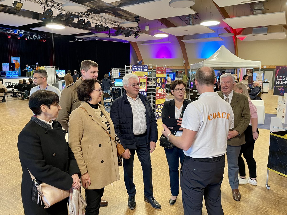 Département de la Vienne tweet media