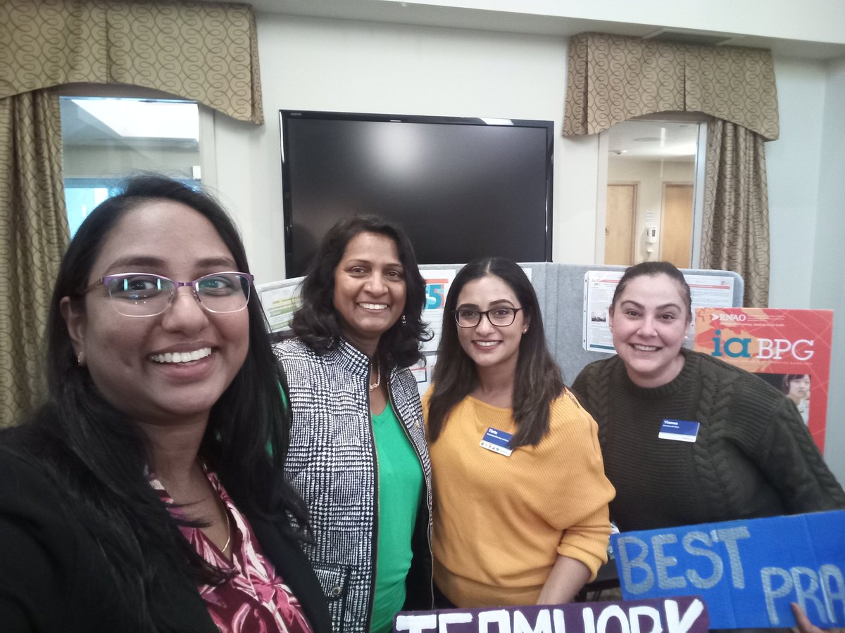 geo_veronica's tweet image. Had a great opportunity to attend RNAO's Road show at Columbia Forest,Waterloo with @ShailaAranha during the fall prevention month. Great team!
@Julia__Fine