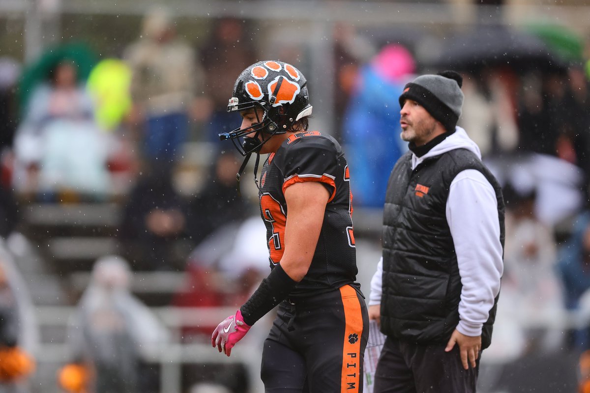 NickyWatson27's tweet photo. 🦃Thanksgiving game rivalry WIN
🏆Division Champs
🏈“one of the best seasons in school history”
Thank you to my coaches for believing in me &amp; my teammates for an incredible first/last season #PantherPride
@Pitman_Football @JohnWiseburn @dannyypowell14 @Coach_Rizz76 @CoachHopely https://t.co/mmptvurjzh