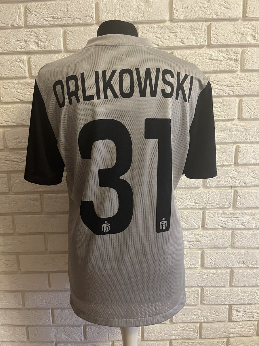 105.Sezon 2024/25
Igor Orlikowski 3️⃣1️⃣
Koszulka okolicznościowa pochodzi z meczu <a href="/KSCracoviaSA/">CRACOVIA</a> vs.<a href="/ZaglebieLubin/">Zagłębie Lubin</a> 
29.11.24r. (1:1)przekazana po meczu przez samego piłkarza .
Prezent.koszulka nie jest na wymianę .
#TwitterZL