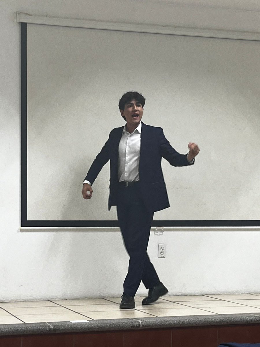 Cobaem_Morelos's tweet photo. 🌟🗣️El estudiante Ezequiel García Bautista, participó en la Copa #Upemor 2024, en la categoría de #oratoria, representando dignamente al #Plantel01 #Cuernavaca.
Reconocemos el gran trabajo de sus asesora la Mtra Carmen Ruth Sotelo Nava. https://t.co/leV6bgbBkF