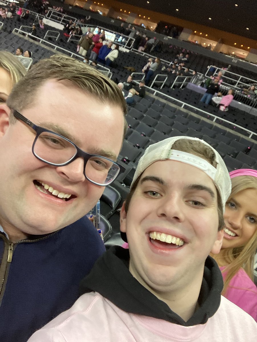seantobs10 tweet picture