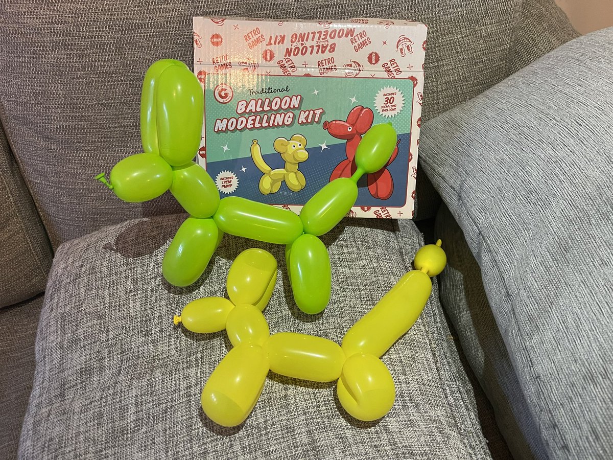 digitalplantpot's tweet photo. I do love a pound shop especially around the holiday season. There’s always loads of weird stocking fillers! The kit didn’t have modelling instructions so I’m amazed these look like dogs at all?! £1.50 #stockingfillers #prechristmas #fieldtest #balloonanimals #nerd 😂🤷♂️❤️ https://t.co/U0jbpOkDTp