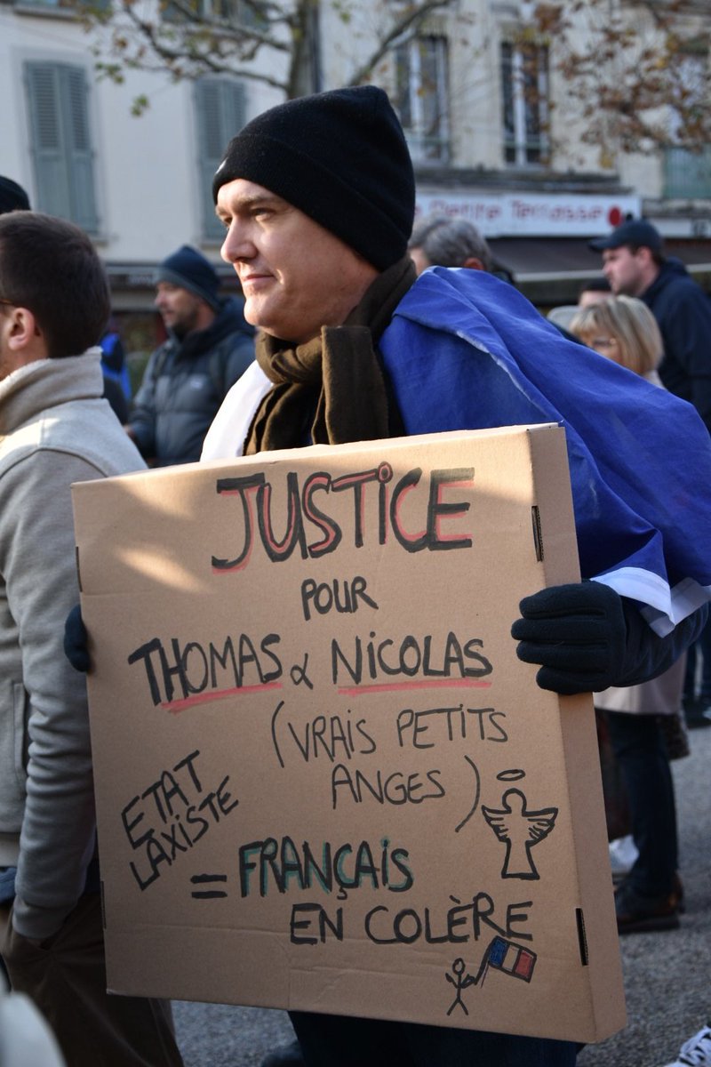 en_racine's tweet photo. Pour Thomas et Nicolas, aujourd'hui à Romans-sur-Isère. https://t.co/0O6M37fJ0w