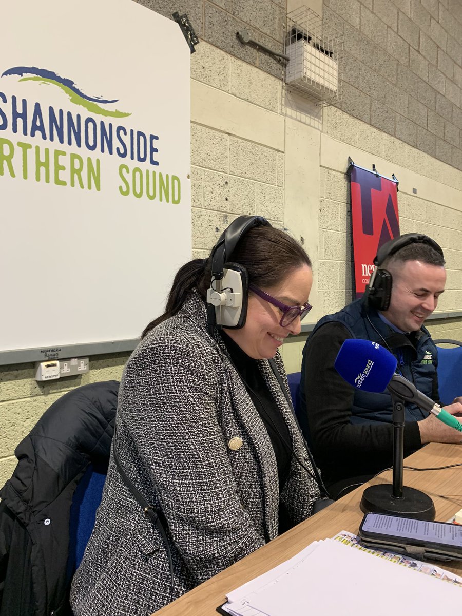 fishbelfast's tweet photo. Tally now on last 10% of boxes in #CavanMonaghan mainly Cavan ones. @PaulineTullyTD &amp; @cllrcathyb of SF watching party tally closely as @mattcarthy leads the way followed by Cathy Bennett then @SenRobGallagher &amp; @davidmaxwell1 then Pauline Tully with @NiamhSmythTD in 6th #GE24 https://t.co/pOynJQDDyk