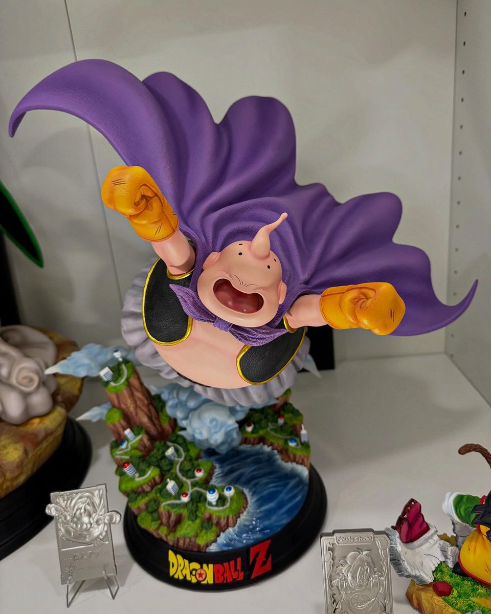 reygorila26's tweet photo. Y va la familia y me regala éste espectacular resinote de Buu. Mil gracias!!! #dragonball #dragonballz #dragonballgt #dragonballsuper #dragonballdaima #buu #kingStudio https://t.co/m1ZUbWQCvM