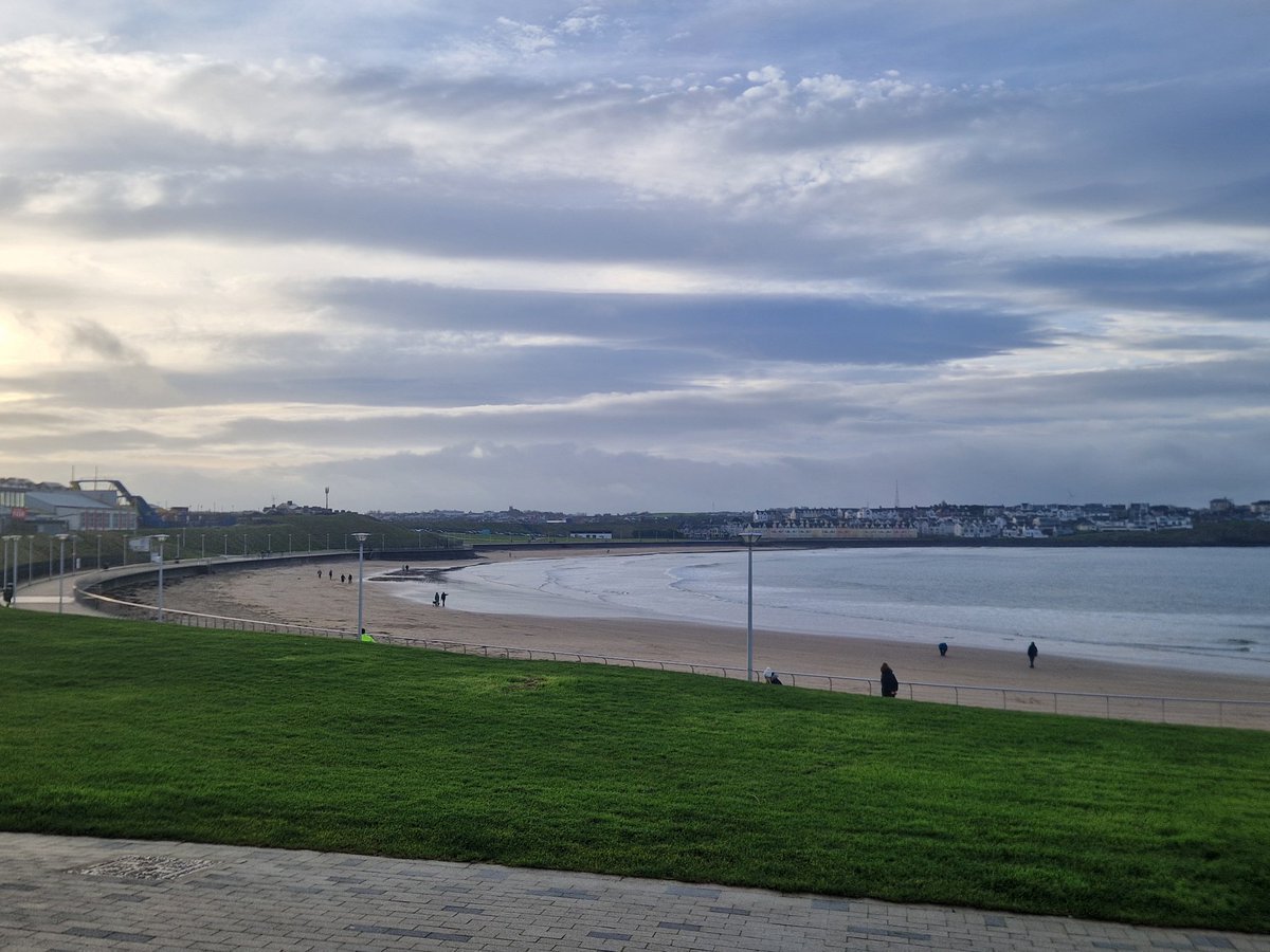 GreigStewart1's tweet photo. Wee morning run round the seaside πββ‘οΈπ #portmagic https://t.co/VCSHp0jZNG