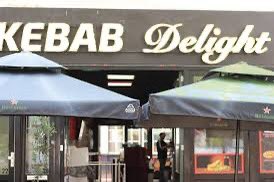 NIKS IS ZO LEKKER ALS EEN DURUM VAN @kebabdelight. Wat voel ik me beroerd flink poep aan me lul en diarree #voedselvergiftiging #kankertent <a href="/KiKa8118/">Stichting Kinderen Kankervrij</a>