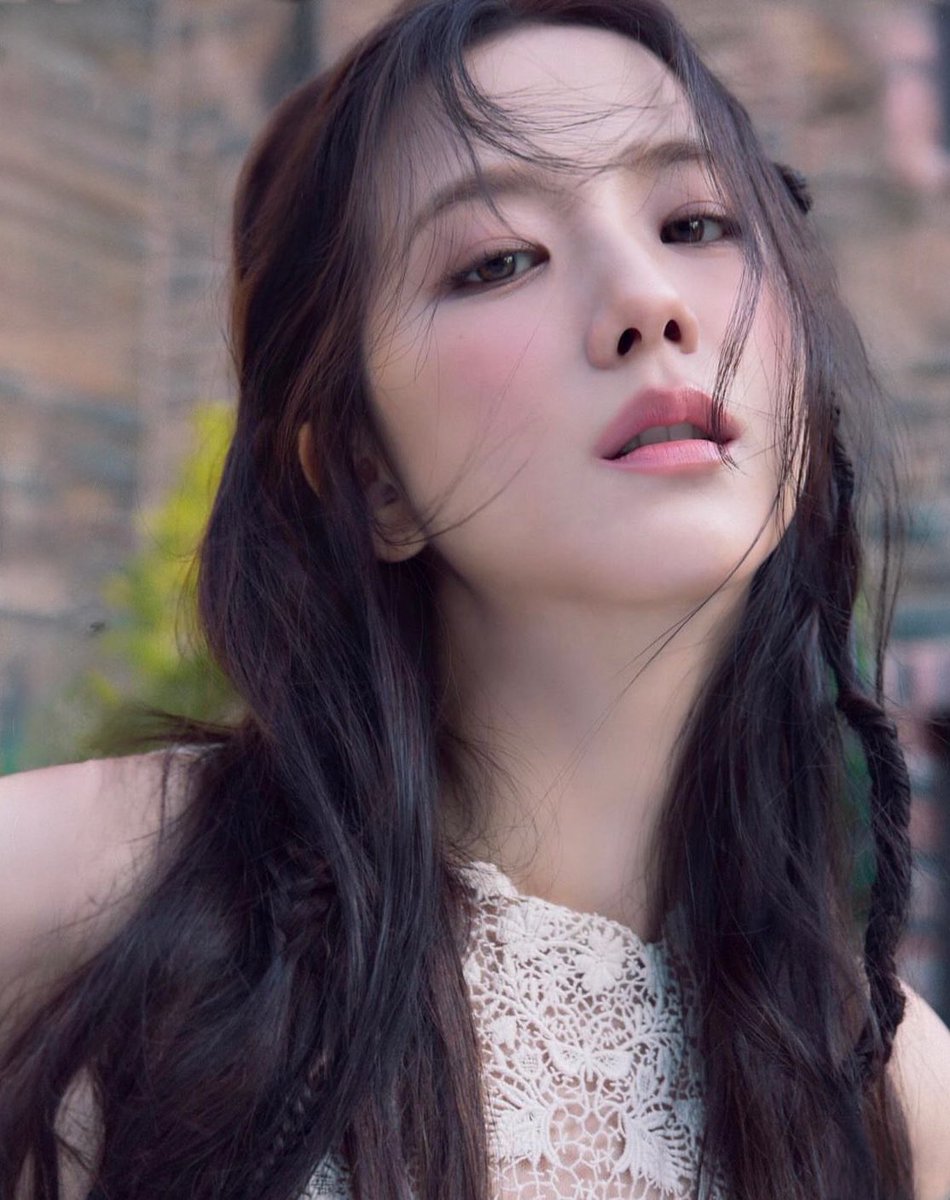 Jisoobase_'s tweet photo. Nubia has named "KIM JISOO" the most beautiful woman in the world 2024. Marking her third consecutive year winning the title. https://t.co/vOpg3EApmS