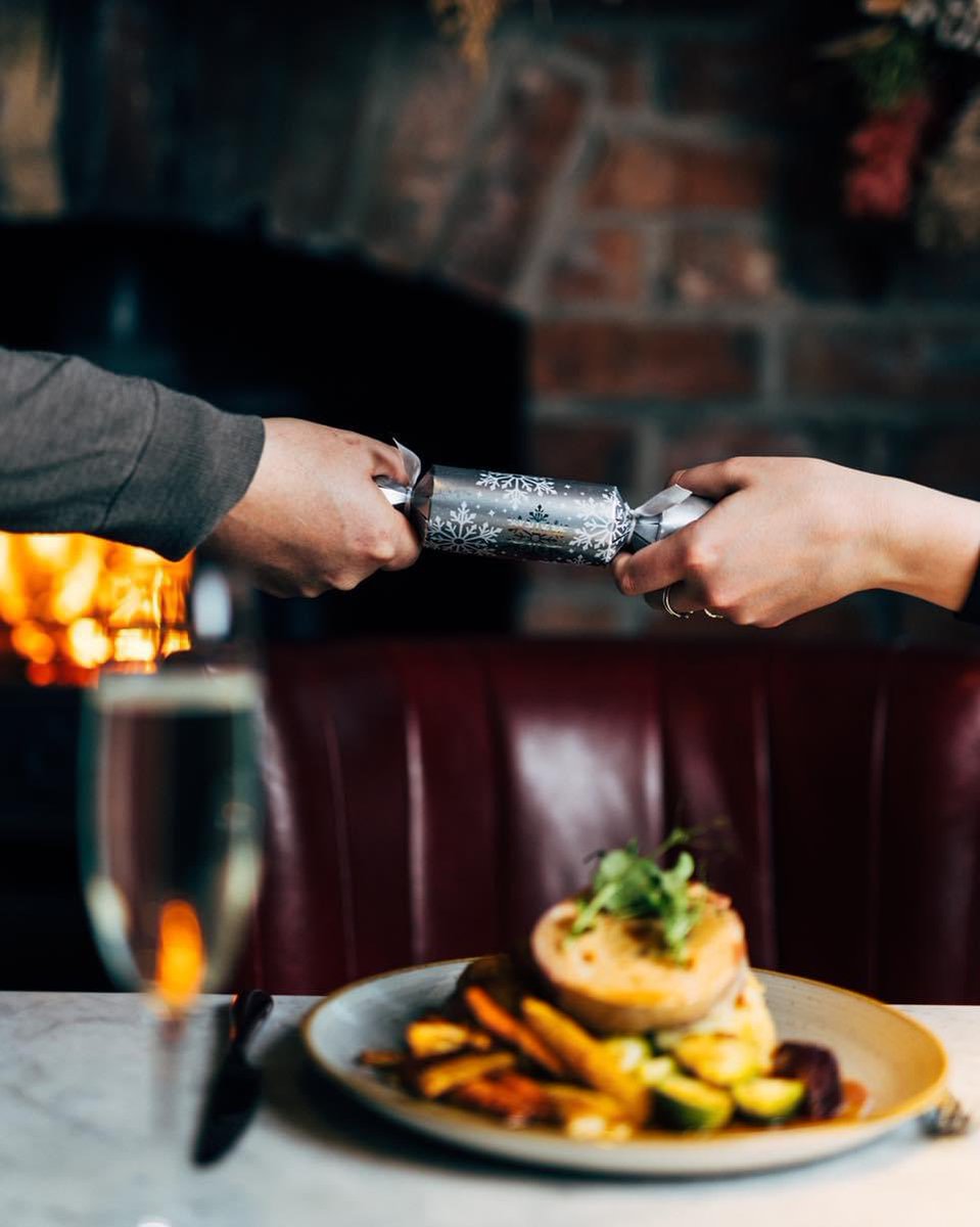 Our Christmas menu has officially started 😍

Turkey ballotine, stuffing, smoked bacon, red cabbage puree, ham bon bon, roast potatoes, sprouts &amp; turkey jus 🦃🎄

Book your table now to avoid disappointment thebowerybelfast.co.uk