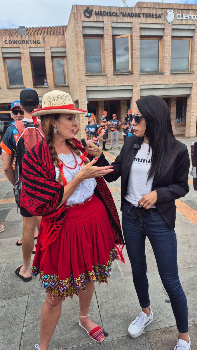 KineticHeidi's tweet image. More of the Flag parade at the AR World Championship Ecuador!  #arwc2024 #imptek #arworldseries #adventureracing @ARWorldSeries @Imptek_Ecuador
