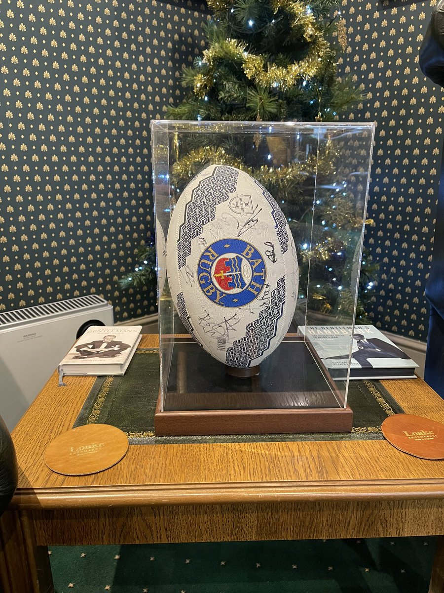 Game day at the Rec. <a href="/BathRugby/">Bath Rugby</a> vs <a href="/ExeterChiefs/">Exeter Chiefs</a>. We are open for all your shoe needs today till 5.30. Enjoy a cheeky beer or dram pre game whilst choosing your new pair of Loake shoes. Some fantastic Black Friday deals also in store. <a href="/broguetrader_/">The Brogue Trader</a>