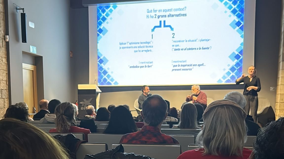 voluntaris.cat tweet media