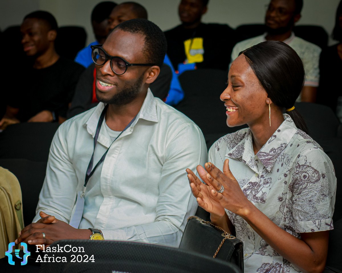 FlaskconAfrica's tweet image. Game time at Flask Con Africa! Participants were on fire, nailing all the answers. 🔥🔥

#FlaskConAfrica #FlaskCon