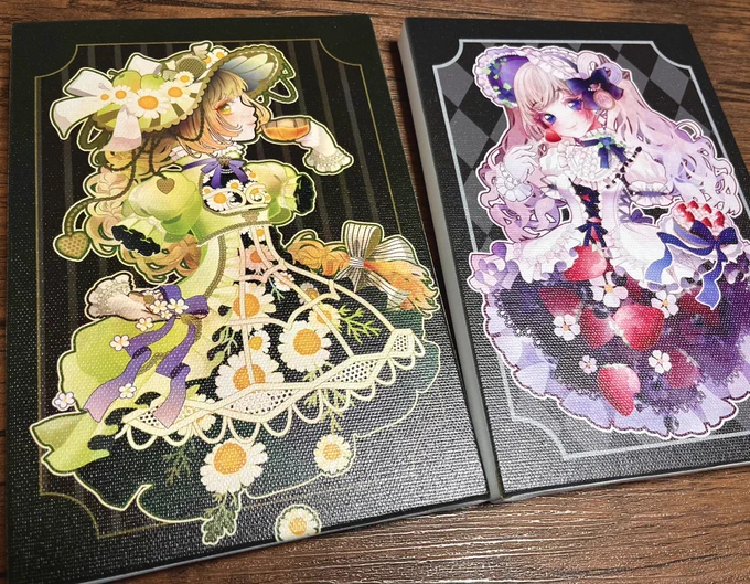 京都、長楽寺さんでの #かるくびるど のグループ展もいよいよ来週ですお洋服本新刊と既刊の他、こちらのキャンバスプリントも送り出しますどれもめちゃ可愛く出来てるのでぜひ現地で見て頂けたら嬉しいです#イラスト #一次創作 