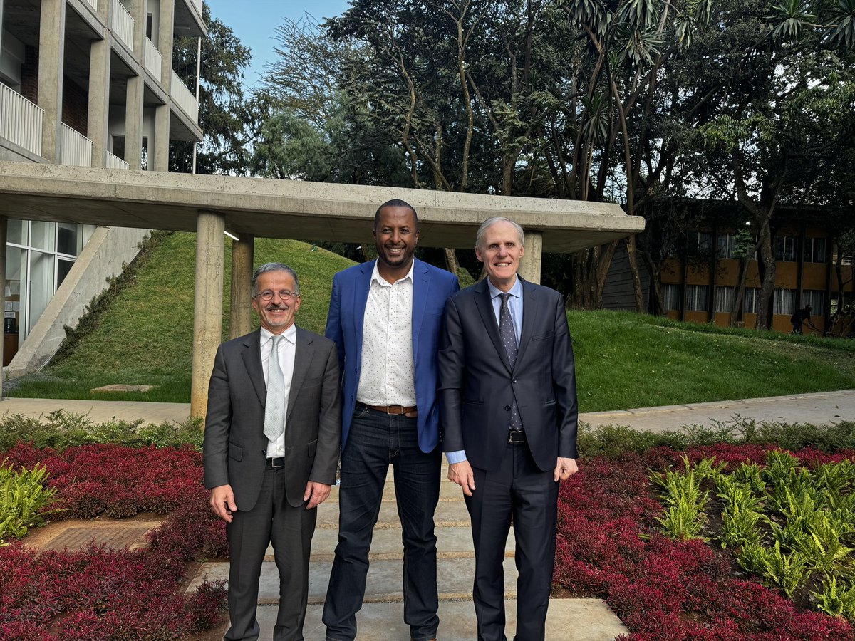 RobelSeido's tweet photo. Great time &amp; discussion with @jnbarrot Jean-Noël Barrot 🇫🇷’s Minister for Europe and Foreign Affairs &amp; Christian Masset Mlf President. 🇪🇹 🇫🇷 🤝 https://t.co/XSjg65wa2P