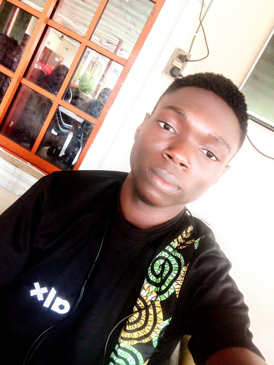Godspride9's tweet photo. Your Officially Skilled and Certified Virtual Assistant is Hanging out.
#foundmyplace
#Lifeatalx9ja
#Myalxstory
#Leff
#alximo https://t.co/ZPsaj7Jtoi