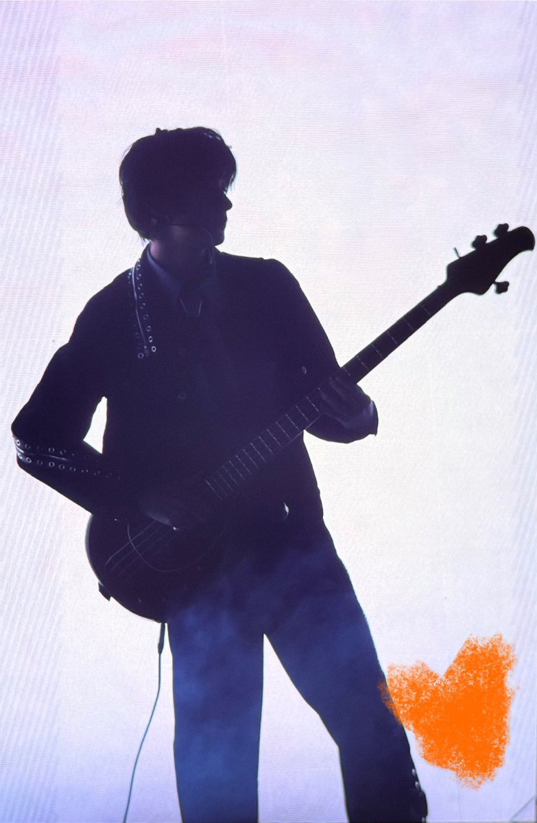 daintoiny's tweet photo. ROCKSTAR ANTON LEE https://t.co/fwzw7sRwqP