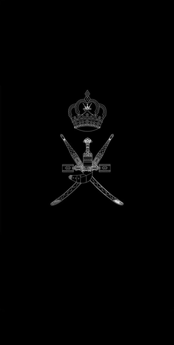 وَطَنِي يُجَاذبني الهوى في مُهْجَتِي
هُوَ جنّتي هو مَرْتَعي هو مَسْرَحي

آوي إليه وملْءُ عـيني غَـفْـــــوَةٌ
هُو من أحَلِّقُ فَـــوْقَهُ بِجوانـحي
#السلطان_هيثم_بن_طارق 
#سلطنة_عمان