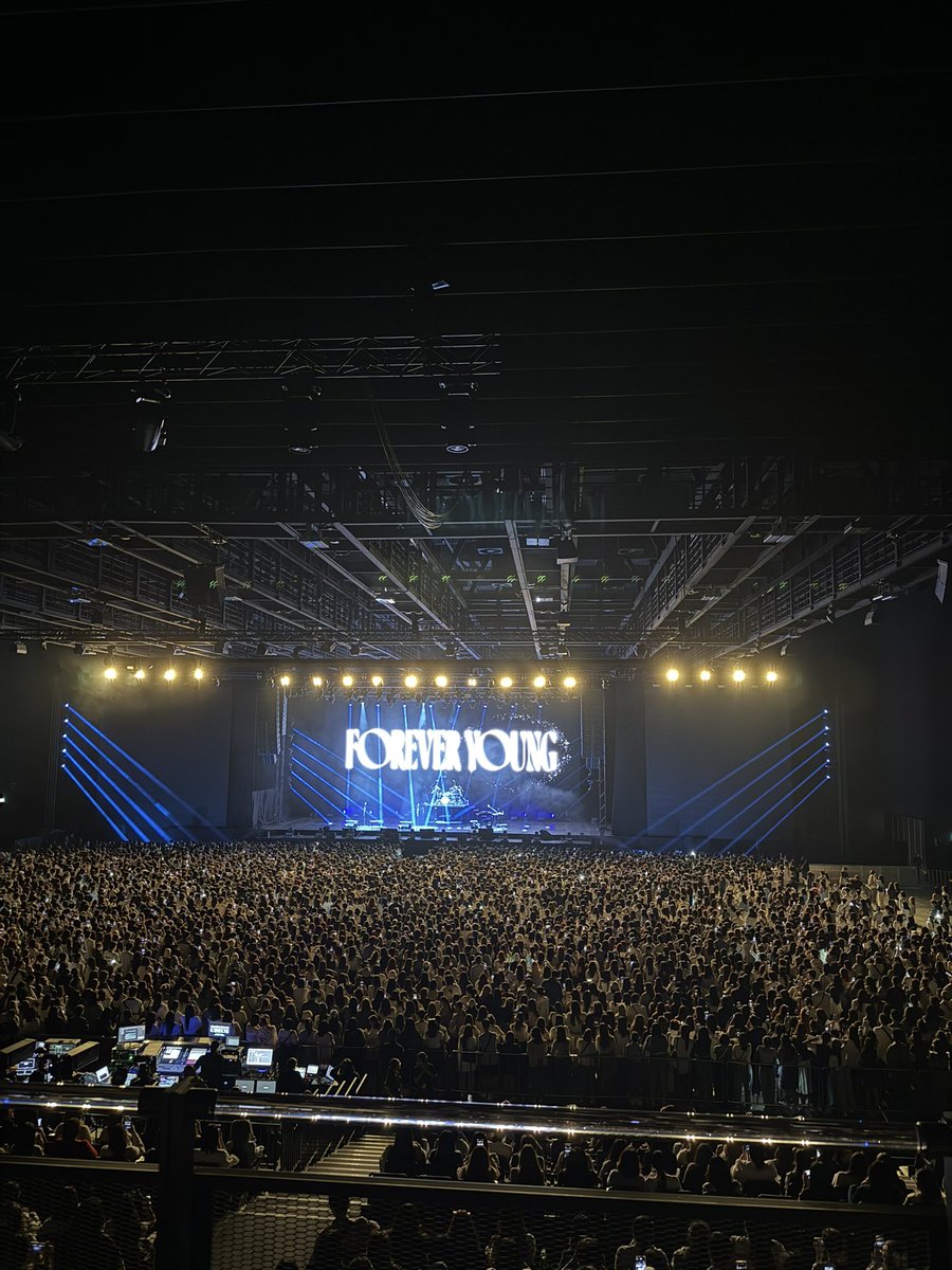 fffayajima's tweet photo. จำนวนคนนนนนนน  #DAY6INBKK2024 https://t.co/aSmjVeIQ0G