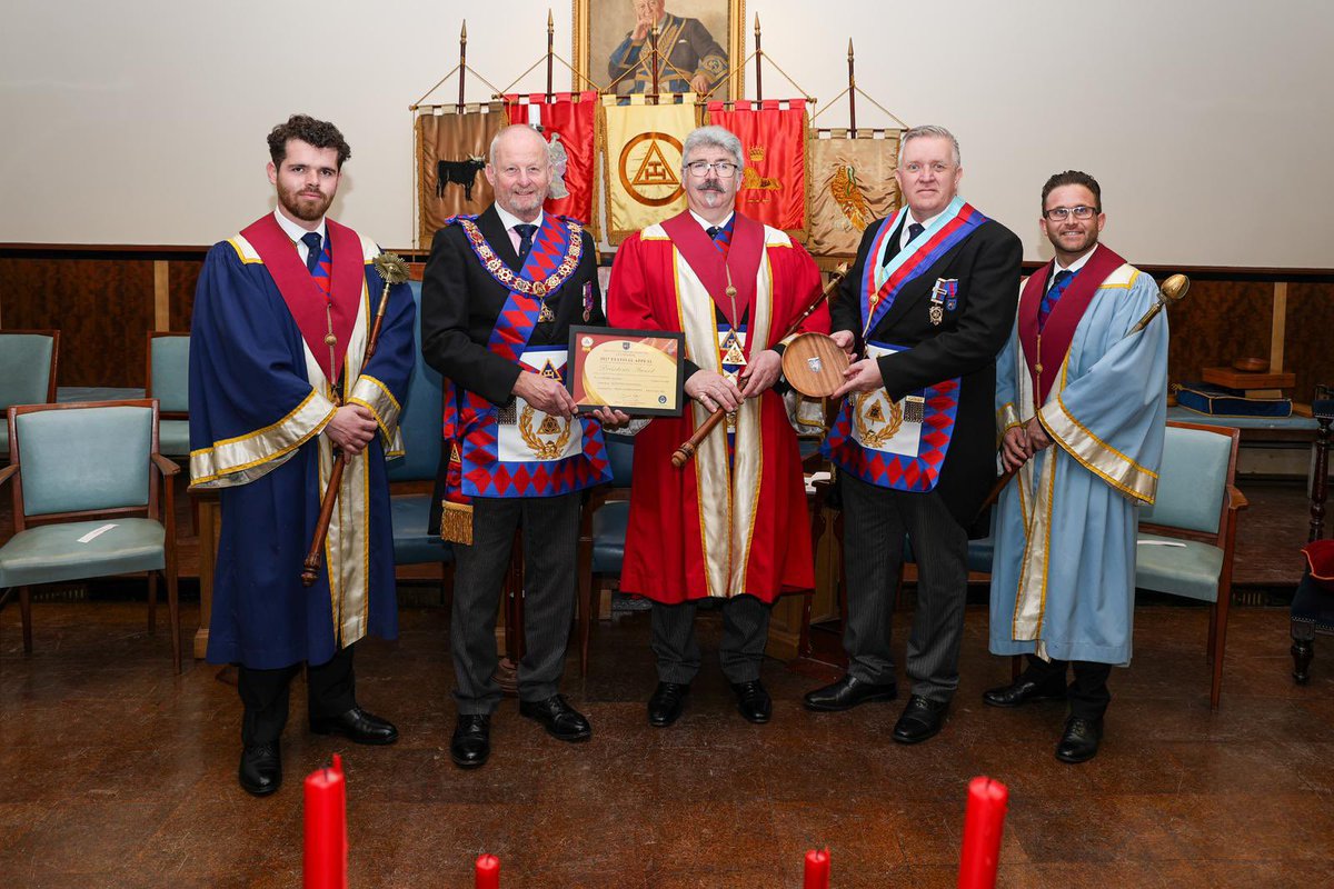 CheshirePGL's tweet photo. 2027 Festival Update 

🐝Been a Busy week for the 2027 Festival, with certificates galore. 

📜Stamford Chapter received there Presidents award, while both Sacotias Lodge and Mid-Cheshire got their Grand Patrons certificate. 

❓Not sure where your Lodge or a Chapter is upto? Check with your charity steward or contact your Area FFO.

⚽️It’s only half time, with half the target achieved, but there is still plenty to play for.