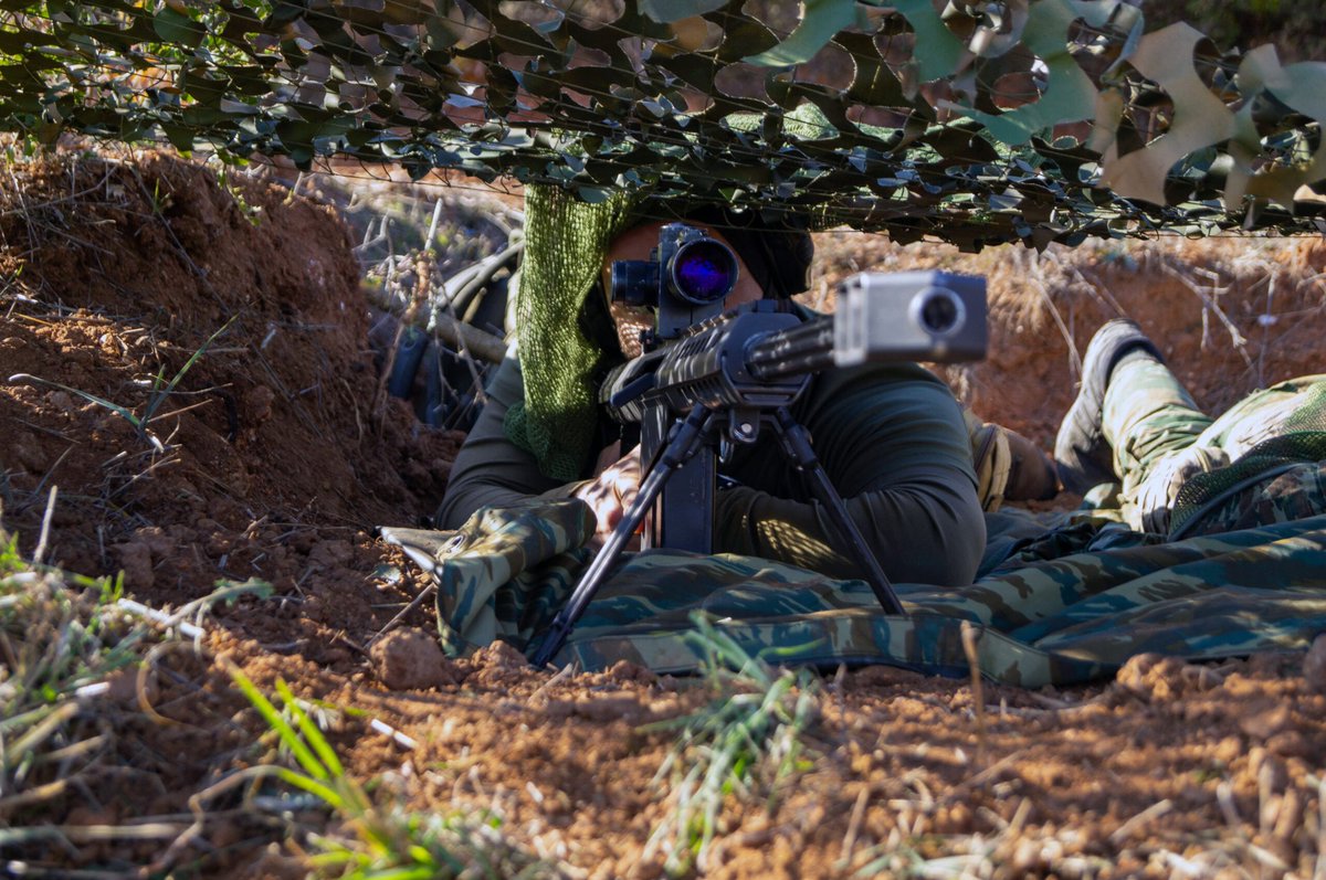 e_amyna's tweet image. One Shot, One Kill
#HellenicArmy