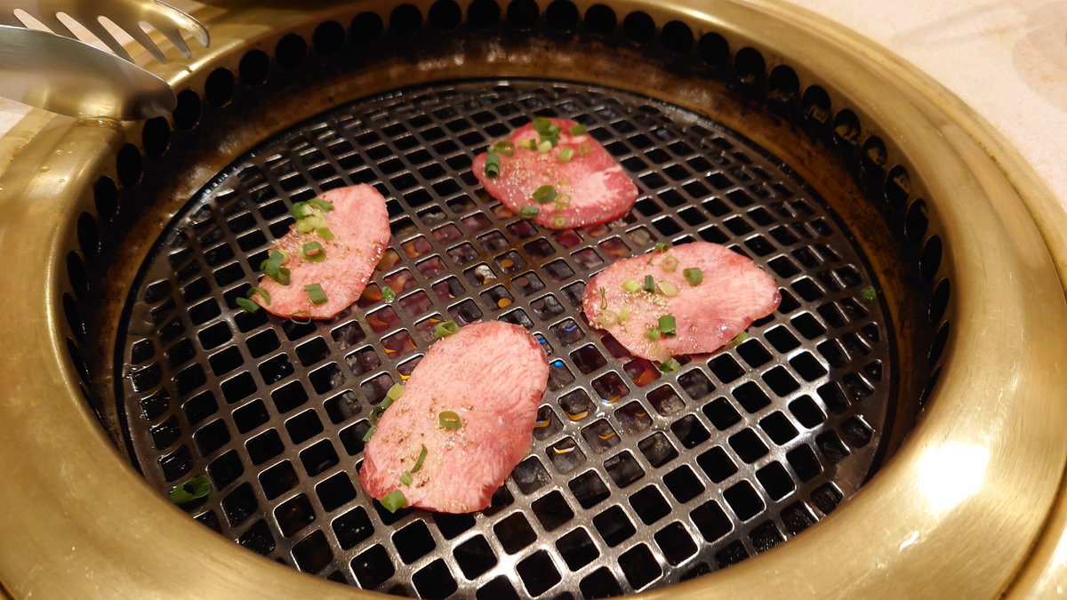 今日はいい肉の日の翌日ですが肉でした

<a href="/Yakiniku_BBQ/">唐揚げ太郎</a>