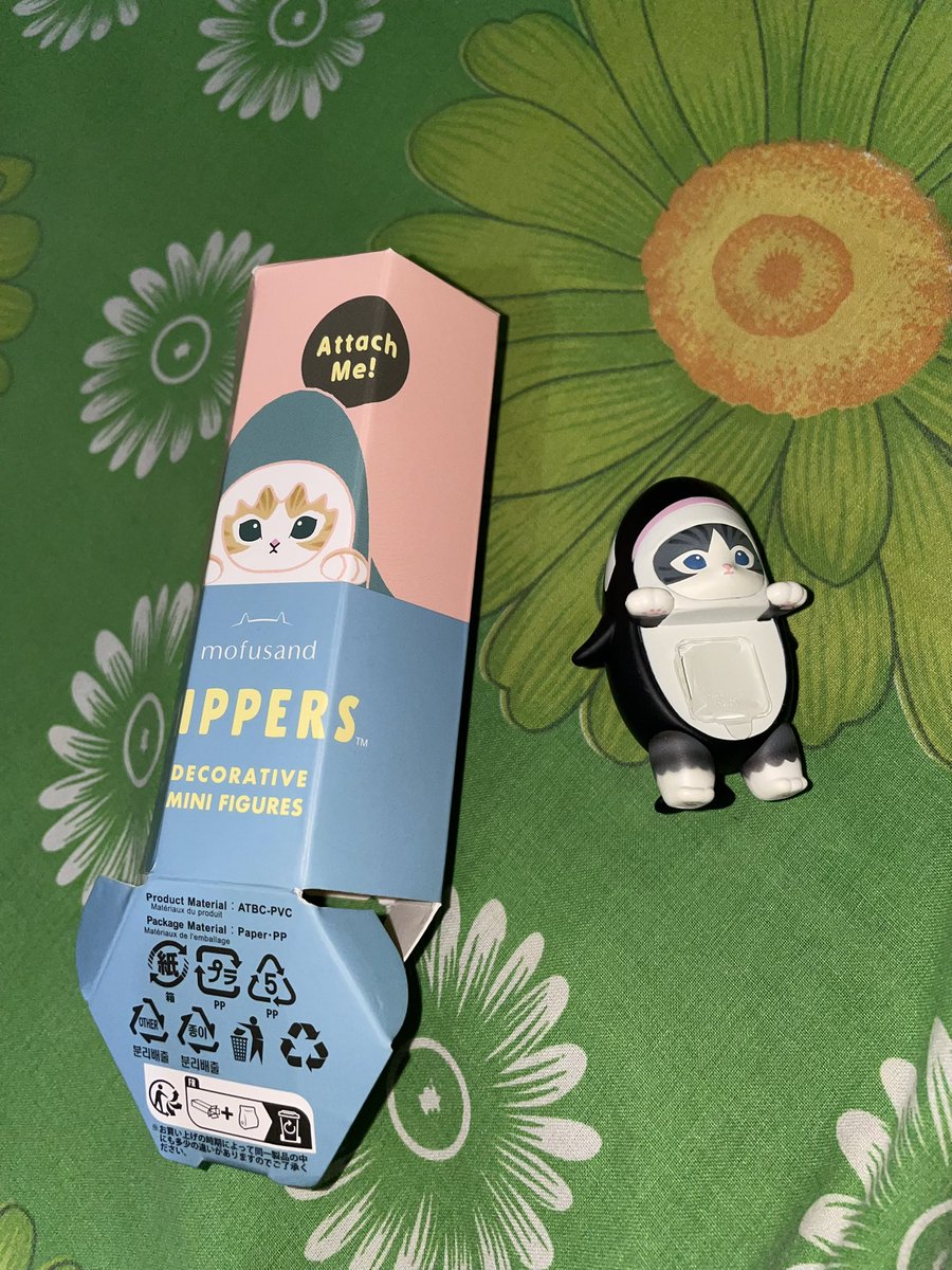 applegurl’s tweet media