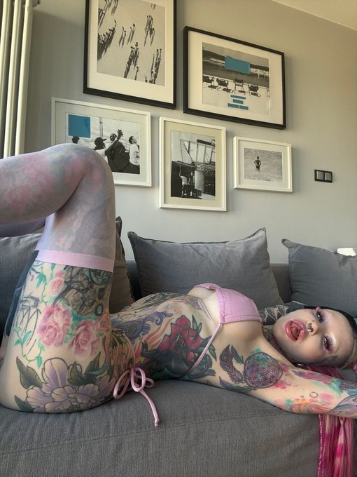 Watch Kellie panther 🦄's leaked NSFW photo on TwXstars