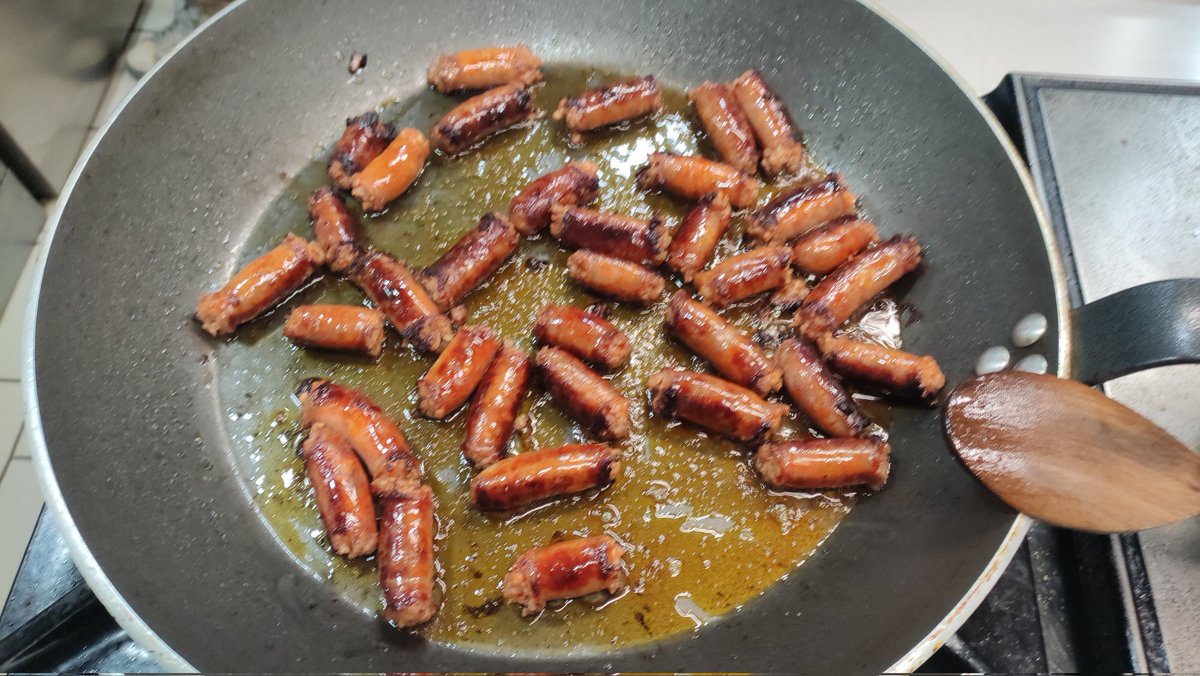 abixaran tweet media